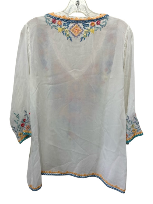 Johnny Was Size S White & Multi No Fabric Tag V Neck 3/4 Sleeve Semi Sheer Top White & Multi / S