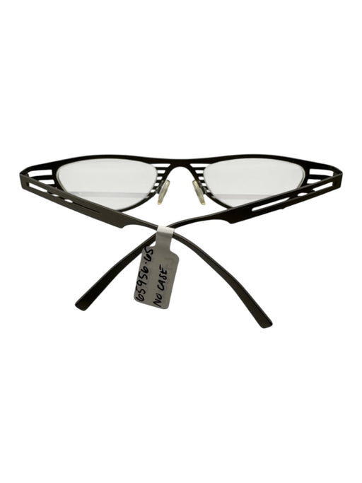 Hoet Eyewear Gunmetal Titanium 3D printed minimalist Cat Eye Glasses Gunmetal
