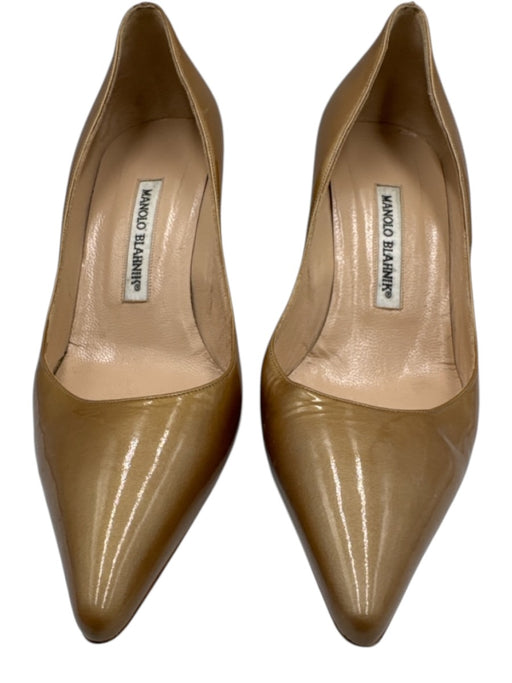 Manolo Blahnik Shoe Size 38.5 Gold Patent Leather Stiletto Pointed Toe Pumps Gold / 38.5