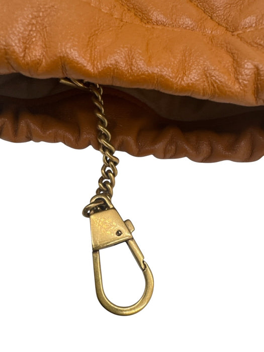 Gucci Chestnut Brown Leather Gold hardware Chain Bucket Dustbag Inc. Bag Chestnut Brown / Small
