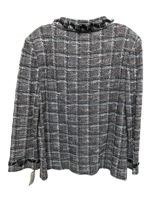 St. John Collection Size XL Gray, Black & Beige Metallic Thread Knit Jacket Gray, Black & Beige / XL