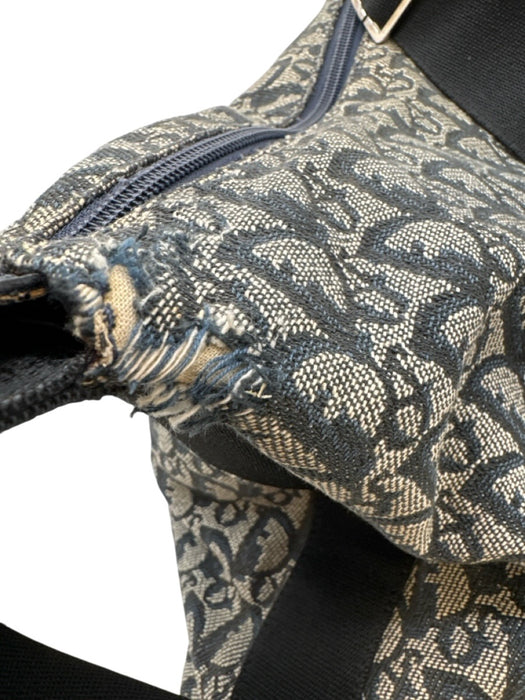 Christian Dior Blue, Gray & Black Canvas jaquard Logo Zip Top Crossbody Bag Blue, Gray & Black / Large