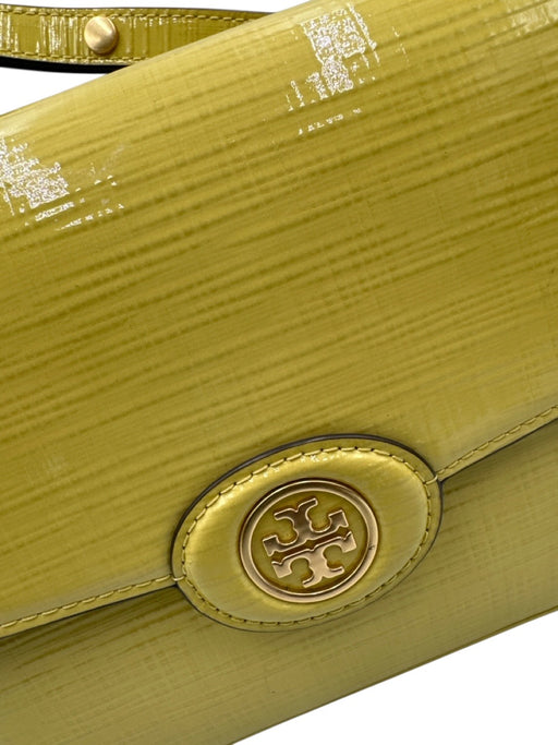 Tory Burch Yellow Patent Leather Flap Logo Adjustable Strap Shoulder Bag Yellow / Small