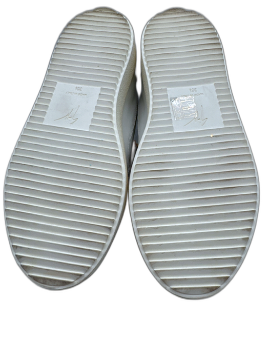 Guiseppe Zanotti Shoe Size 36.5 White & Gold Leather Round Toe Low Top Sneakers White & Gold / 36.5