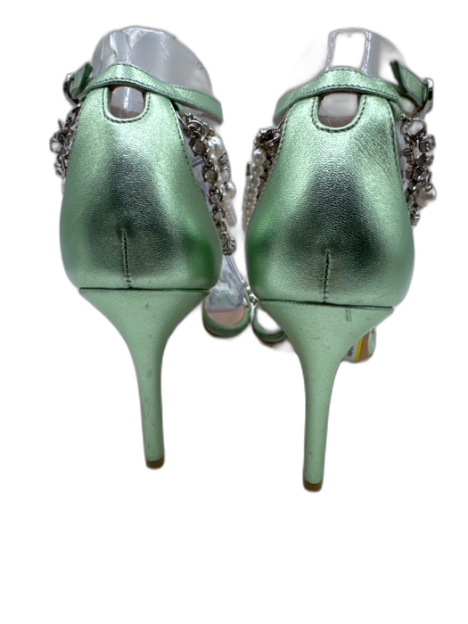 Stuart Weitzman Shoe Size 6 Light Green Leather Round Toe Thong Sandals Light Green / 6