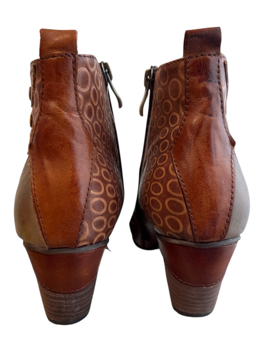 L'Artiste Shoe Size 39 Brown Leather Almond Toe Side Zip Flower Booties Brown / 39