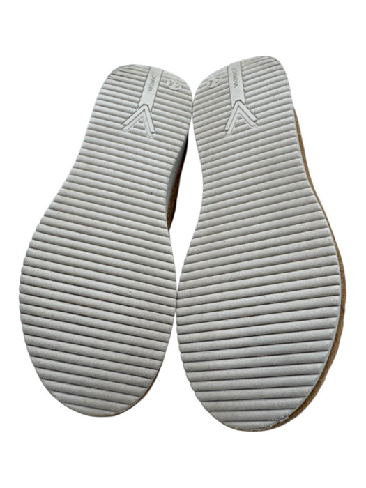 Vionic Shoe Size 8 Tan, Cream & Gold Leather Upper Metallic Detail Sandals Tan, Cream & Gold / 8