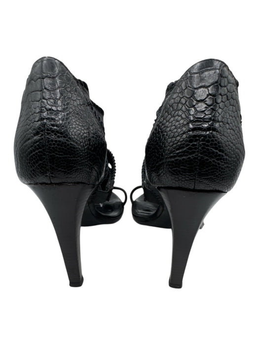 Balenciaga Shoe Size 37 Black Leather Upper Gold Tone Zipper Whipstitch Sandals Black / 37