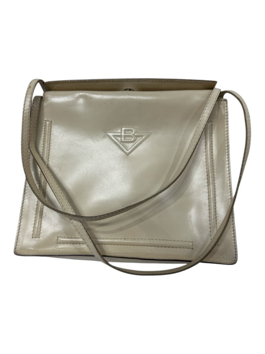 Bottega Veneta Cream Leather Magnetic Closure Shoulder Strap Bag Cream / S