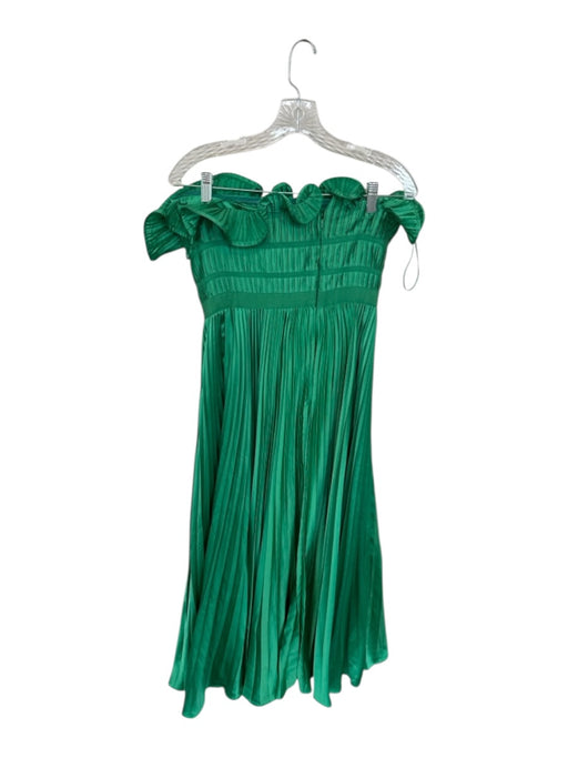 AMUR Size 6 Green Strapless Pleated Ruffles Gown Green / 6
