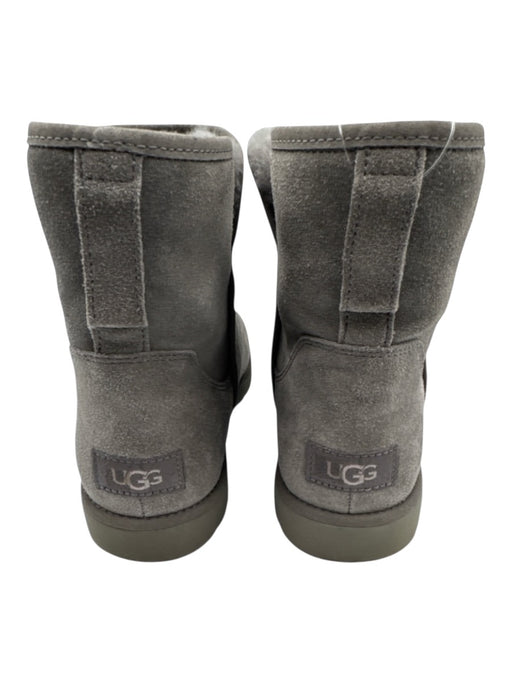 Ugg Shoe Size est 9 Gray Leather Upper Suede Shearling Lined Side Slits Boots Gray / est 9