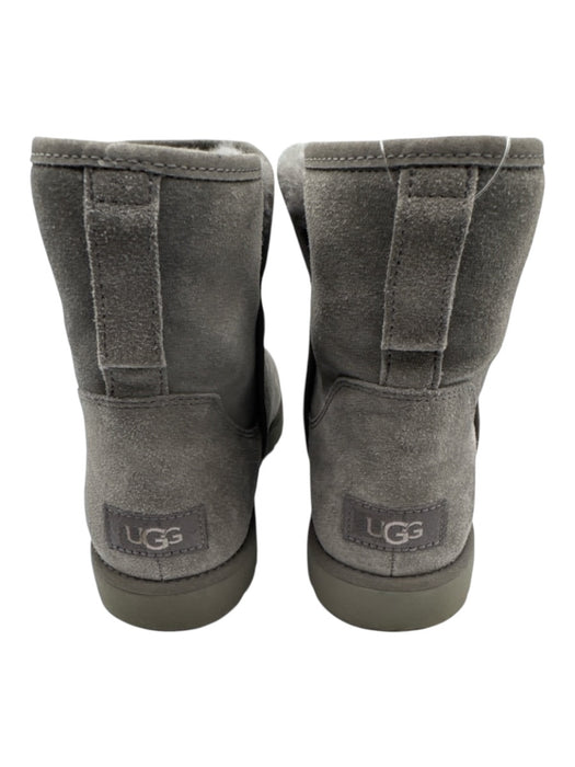 Ugg Shoe Size est 9 Gray Leather Upper Suede Shearling Lined Side Slits Boots Gray / est 9