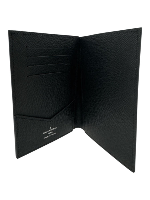 Louis Vuitton Black & Gray Leather Checkered Men's Wallet Black & Gray