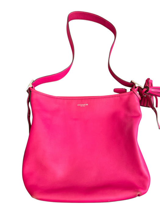Coach Hot pink Leather Crossbody Strap Zip Close Inside Pocket Logo Bag Hot pink / S/M