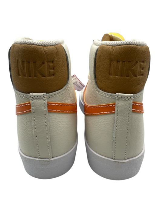 Nike Shoe Size 11 Like New White & Orange Leather Solid Sneaker Men's Shoes White & Orange / 11