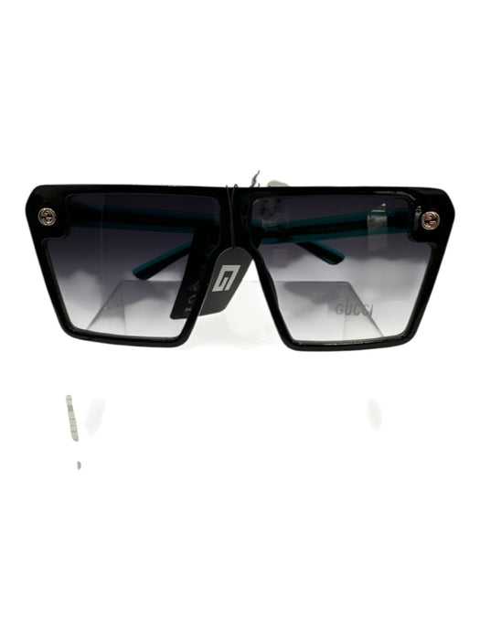 Gucci Black Acetate Gold Tone Details Interlocking GG Flat Top Sunglasses Black