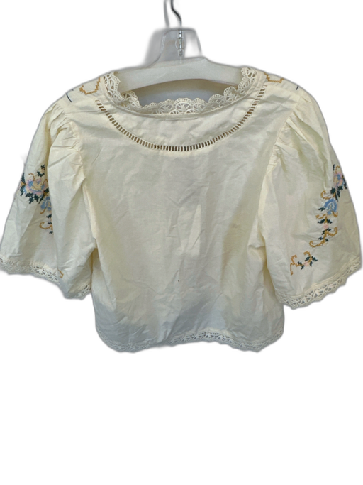 Jennifer & Grace Size M Cream & Multi Cotton 3/4 Sleeve Cross Stitch Floral Top Cream & Multi / M
