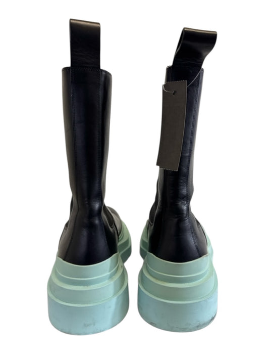Bottega Veneta Shoe Size 41 Black & Seafoam Leather Upper Round Toe Wavy Boots Black & Seafoam / 41