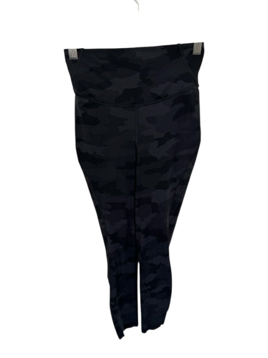 Lululemon Size 4 Black Camo Nylon Blend Interior Pocket Cropped Leggings Black Camo / 4