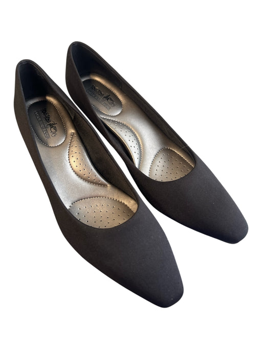 Coach and Four Shoe Size 10 Black Nylon Pointed Toe Kitten Heel Padded Shoes Black / 10