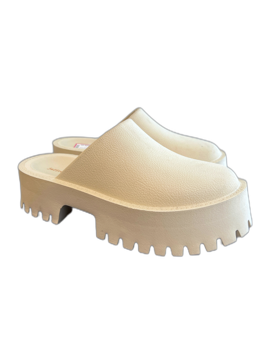 Jeffrey Campbell Shoe Size 8 Off White Rubber Off center V neck Lug sole Shoes Off White / 8
