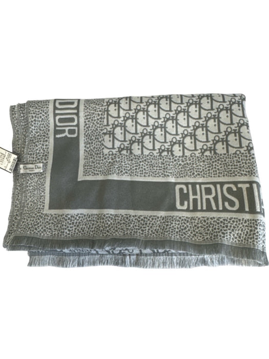 Christian Dior Gray & Silver Cashmere & Silk Fringe Monogram Rectangle scarf Gray & Silver / L