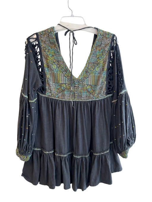 Free People Size S gray & green Cotton Long Sleeve Embroidered Detail V Neck Top gray & green / S