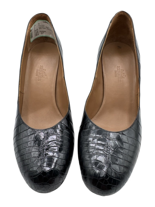 Hermes Shoe Size 37 Black Crocodile Leather Lining Mid Heel Round Toe Pumps Black / 37