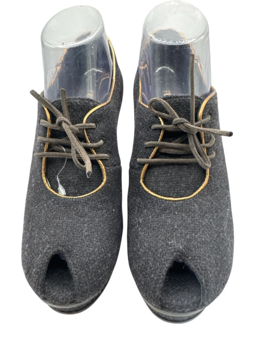 Fendi Shoe Size 39.5 Gray & Gold Felted Wool Lace Up Detail Stiletto Booties Gray & Gold / 39.5