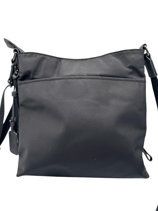 Tumi Black & Gunmetal Nylon Logo Zip Pocket Adjustable Strap Crossbody Bag Black & Gunmetal / Medium