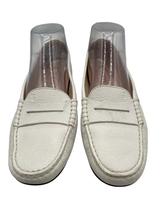 Tods Shoe Size 39 White Pebble Leather Round Toe embossed logo Loafer Flats White / 39