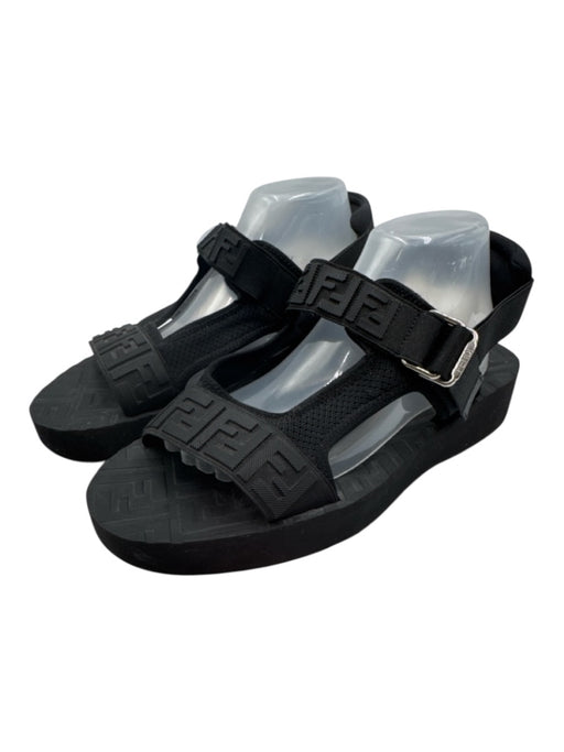 Fendi Shoe Size 10 Black Textile Toe Strap Zucca Monogram Mesh Sandals Black / 10