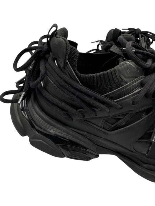 Balenciaga Shoe Size 42 Black Synthetic Lace Up Lace Up Back Mesh Panel Sneakers Black / 42
