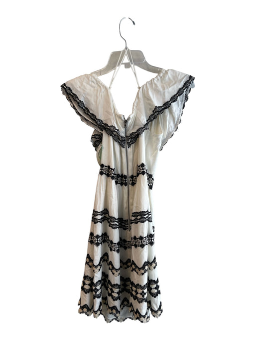 Alice & Olivia Size 6 White & Black Viscose & Polyester Off Shoulder Dress White & Black / 6