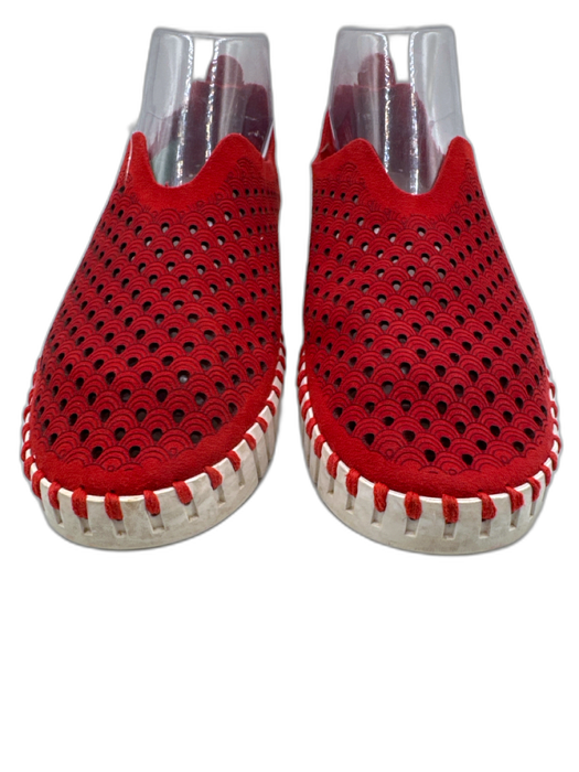Ilse Jacobsen Shoe Size 39 Red Leather Cut Outs Slip On Shoes Red / 39