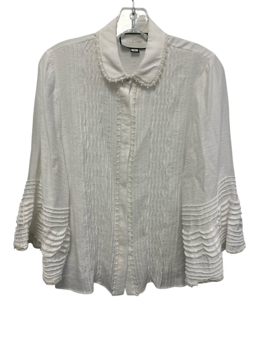 Alexis Size M White Nylon Blend Long Flare Sleeve Pleat Detail Lace Trim Top White / M