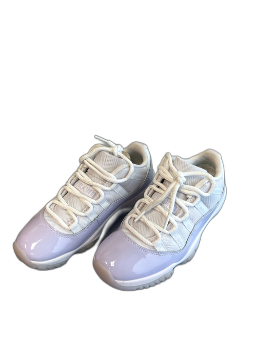 Air Jordan 11 Shoe Size 39 White Leather & Patent Leather Low Top lace up Shoes White / 39