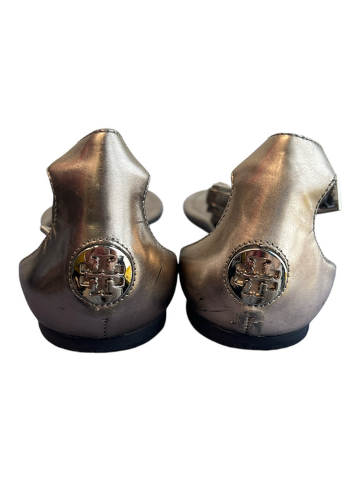 Tory Burch Shoe Size 8 Silver Leather Sandal Ankle Strap Logo Flat Shoes Silver / 8