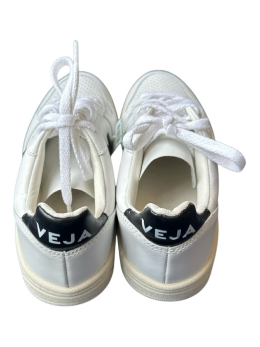 Veja Shoe Size 6 White & Black Leather Perforated Athletic Sneakers White & Black / 6
