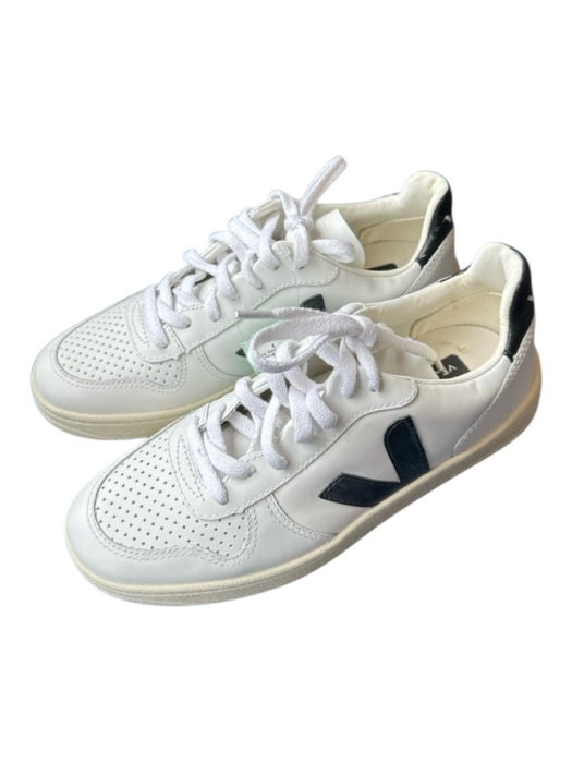 Veja Shoe Size 6 White & Black Leather Perforated Athletic Sneakers White & Black / 6