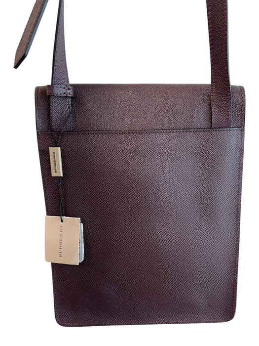 Burberry Purple Leather Cross Body Snap Closure Dust bag incl. Zip Pocket Bag Purple / NWT
