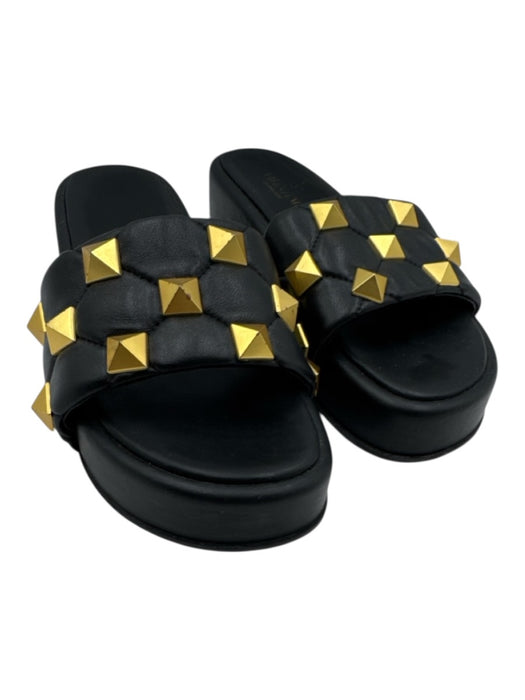 Valentino Garavani Shoe Size 39 Black & Gold Tone Leather Upper Quilted Sandals Black & Gold Tone / 39