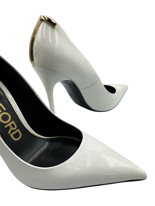 Tom Ford Shoe Size 39 White & Gold Patent Leather Pointed Toe Initial Pumps White & Gold / 39