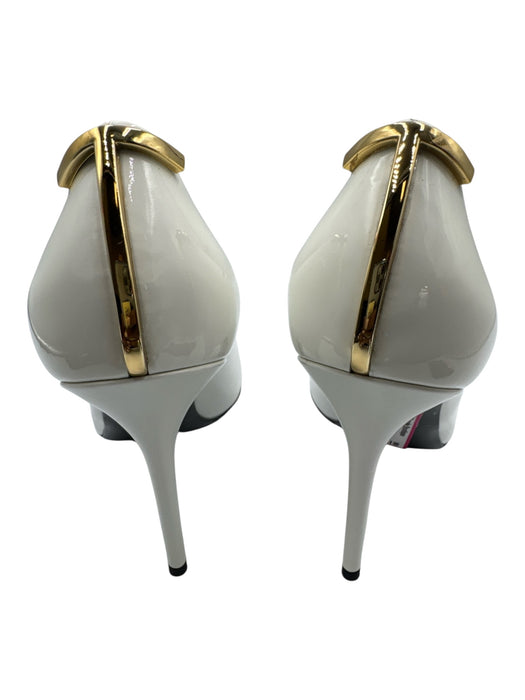 Tom Ford Shoe Size 39 White & Gold Patent Leather Pointed Toe Initial Pumps White & Gold / 39