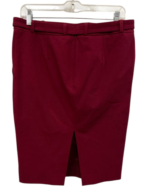 Gucci Size 40 Red Cotton Blend Pocketed Back Zip Pencil Knee length Skirt Red / 40