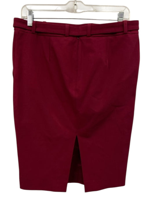 Gucci Size 40 Red Cotton Blend Pocketed Back Zip Pencil Knee length Skirt Red / 40