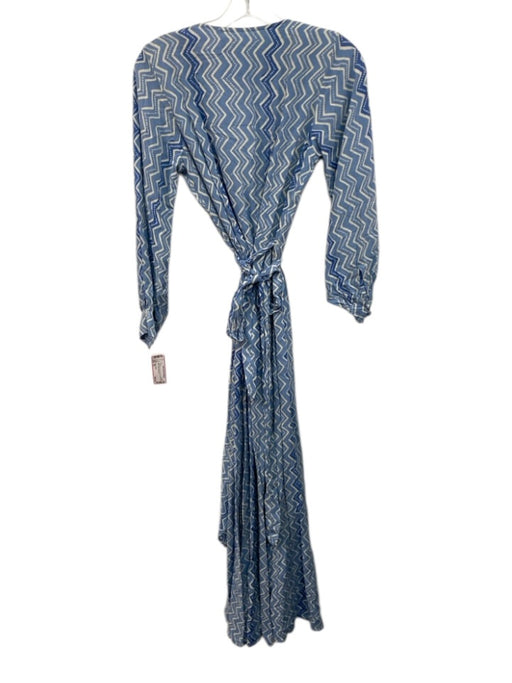 Natalie Martin Size XS Light Blue & Cream Rayon Zig Zag Midi Wrap Dress Light Blue & Cream / XS