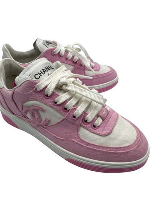 Chanel Shoe Size 36 White & Pink Leather & Canvas Lace Up Color Block Sneakers White & Pink / 36