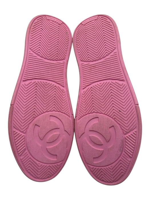 Chanel Shoe Size 36 White & Pink Leather & Canvas Lace Up Color Block Sneakers White & Pink / 36
