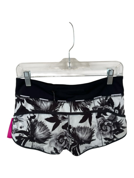 Lululemon Size 4 Black & Gray Flowers Athletic Shorts Black & Gray / 4